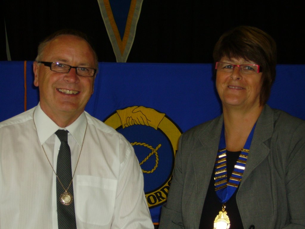 Chairlady Maureen Dutton and Husband Bill