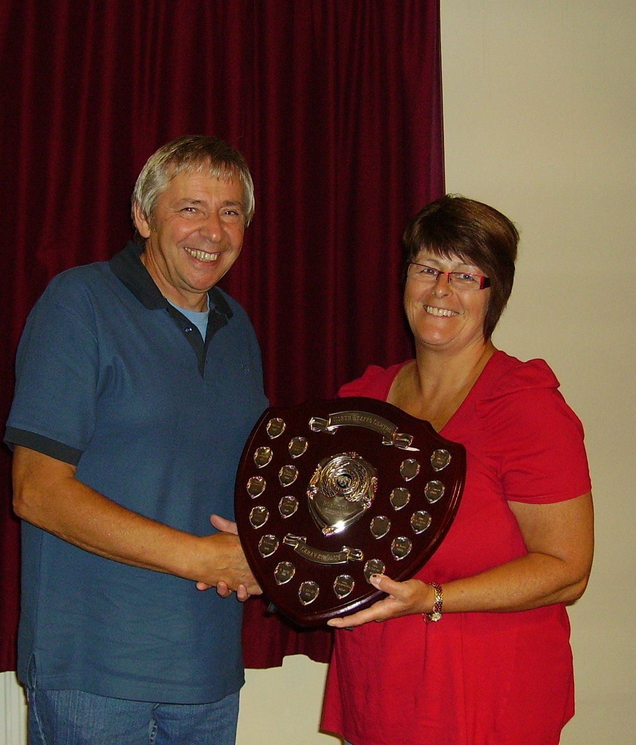 Jon Whittingham collecting the Robinson Trophy
